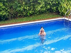 Thumb 16